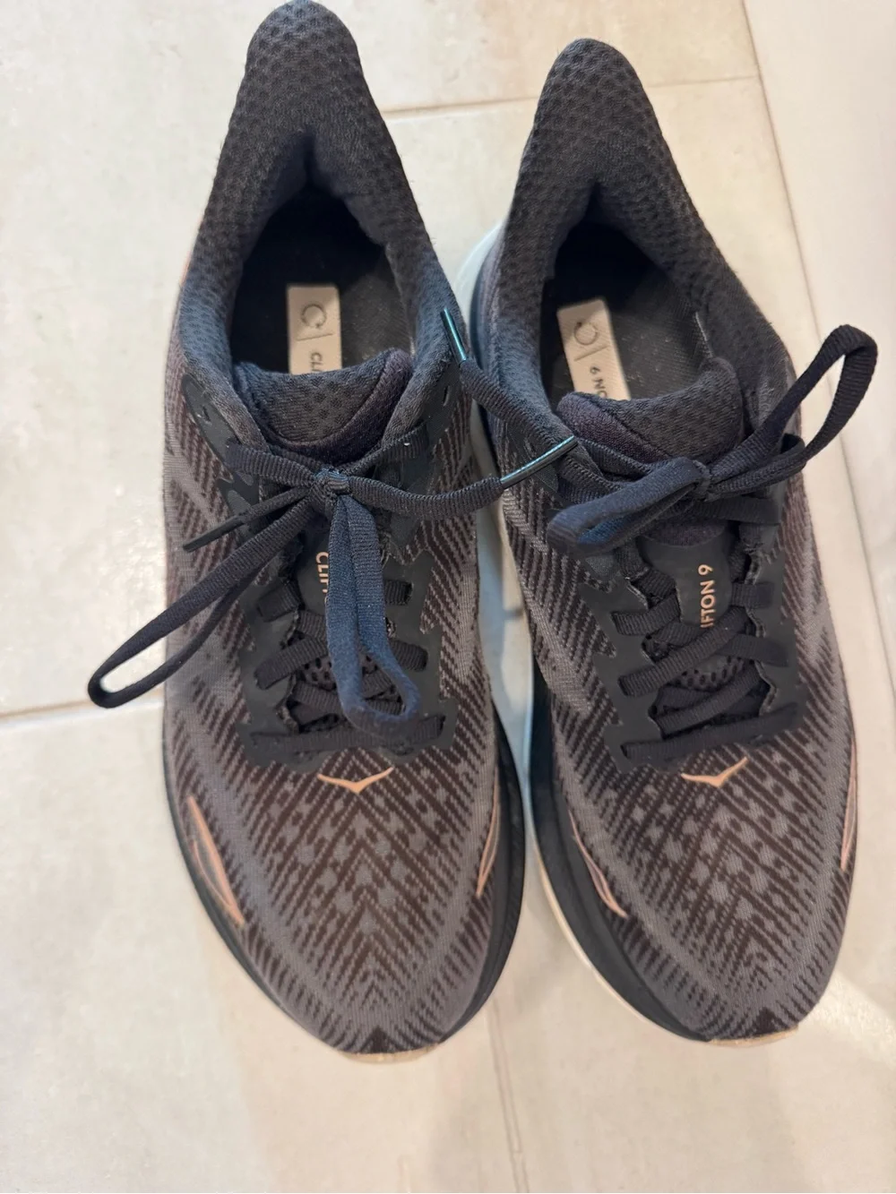 HOKA Clifton 9 Running Shoes Black Rose Gold Women’s Size 7.5